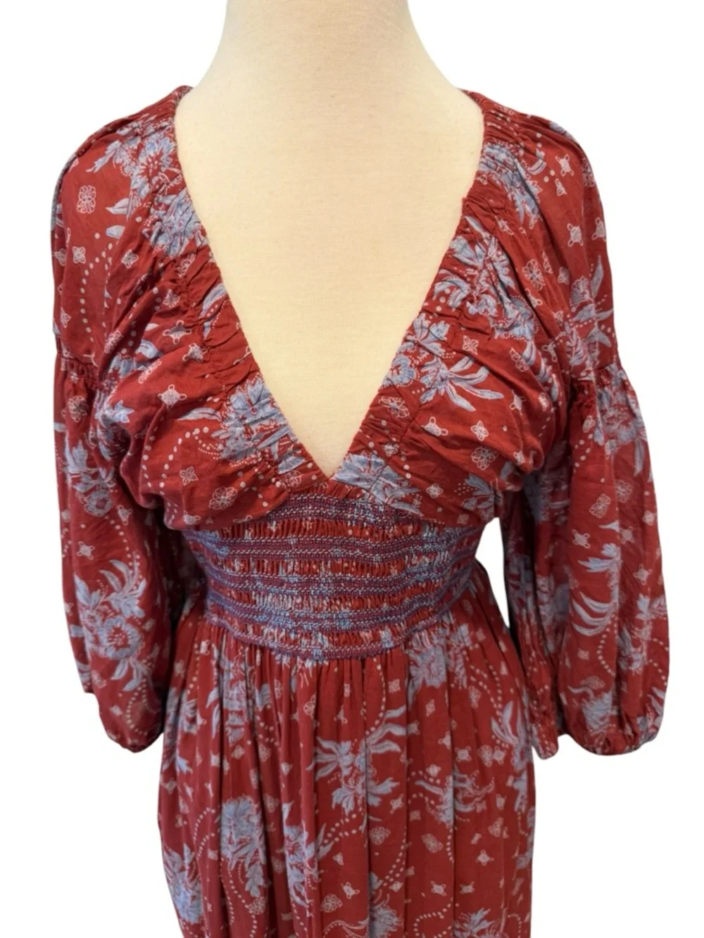 Free People Golden Hour Maxi Dress Floral Smocked Burgundy Blue Size Small - Picture 5 of 14